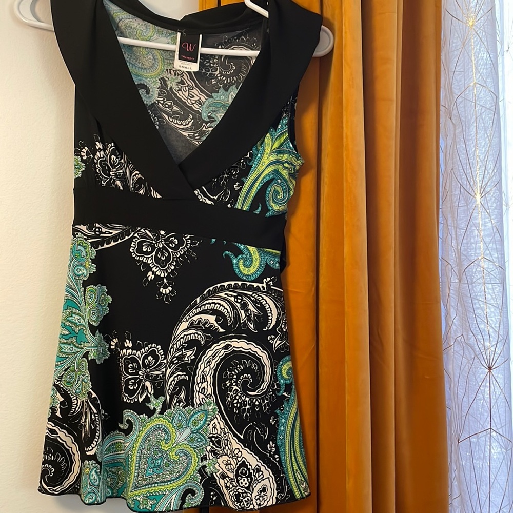 Wrapper Small black white teal blue green vneck ruffle tie top